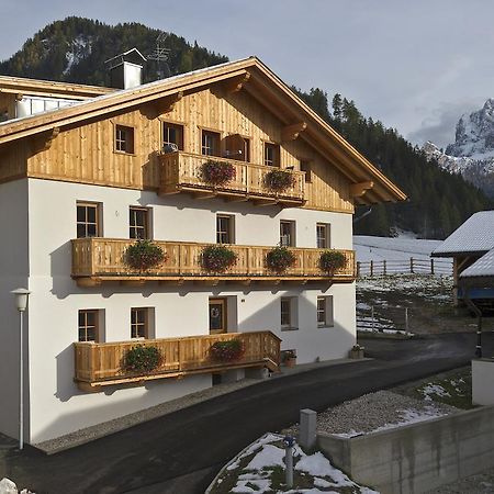 Appartments Jagerhof Braies  Ngoại thất bức ảnh